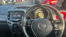 Toyota Aygo 1.0 VVT-i X-Play 5dr x-shift Petrol Hatchback